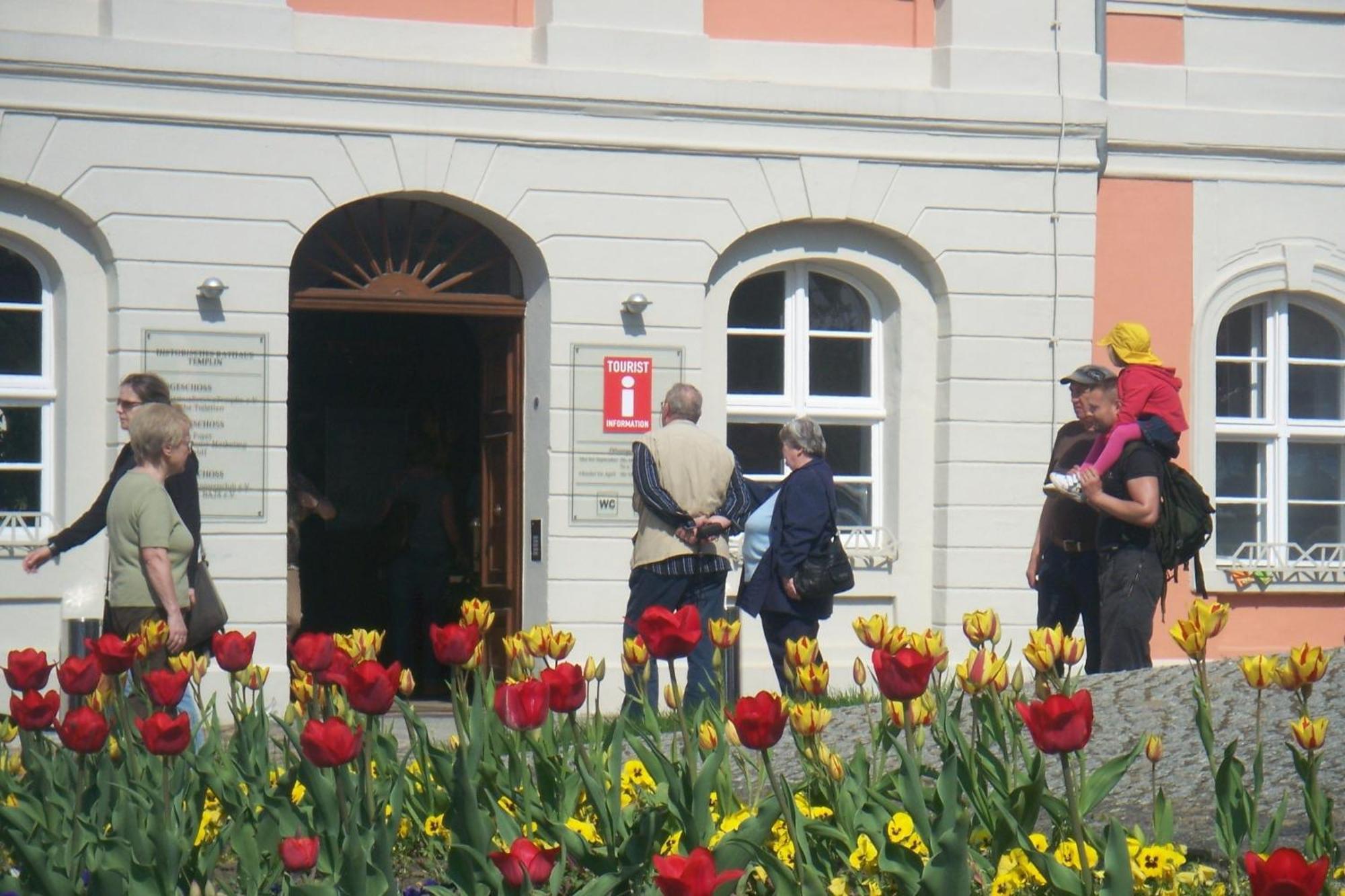 Hotel Garni Zum Eichwerder Templin Exterior foto
