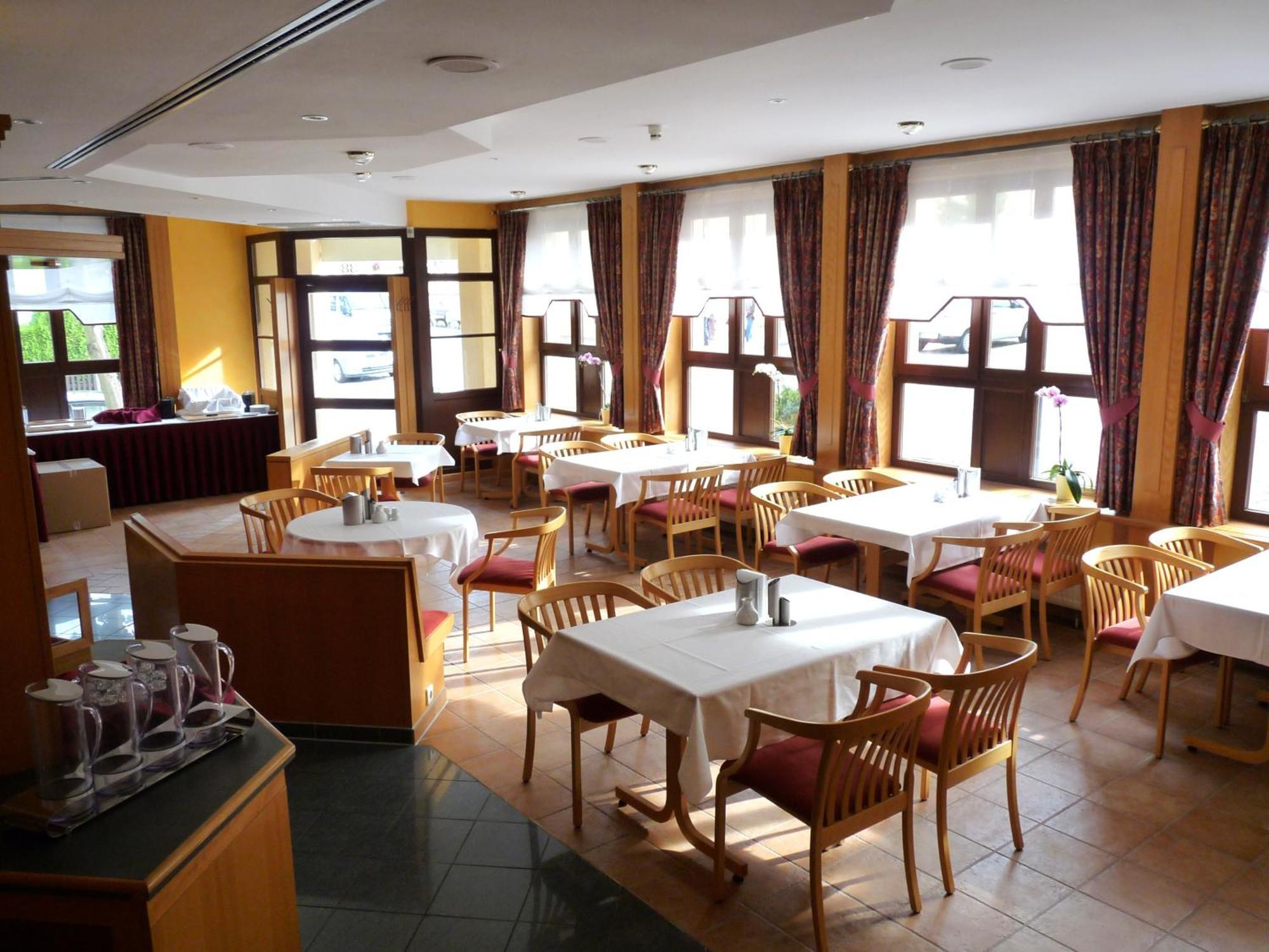 Hotel Garni Zum Eichwerder Templin Exterior foto
